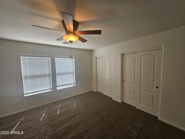 Building Photo - 40438 W Helen Ct