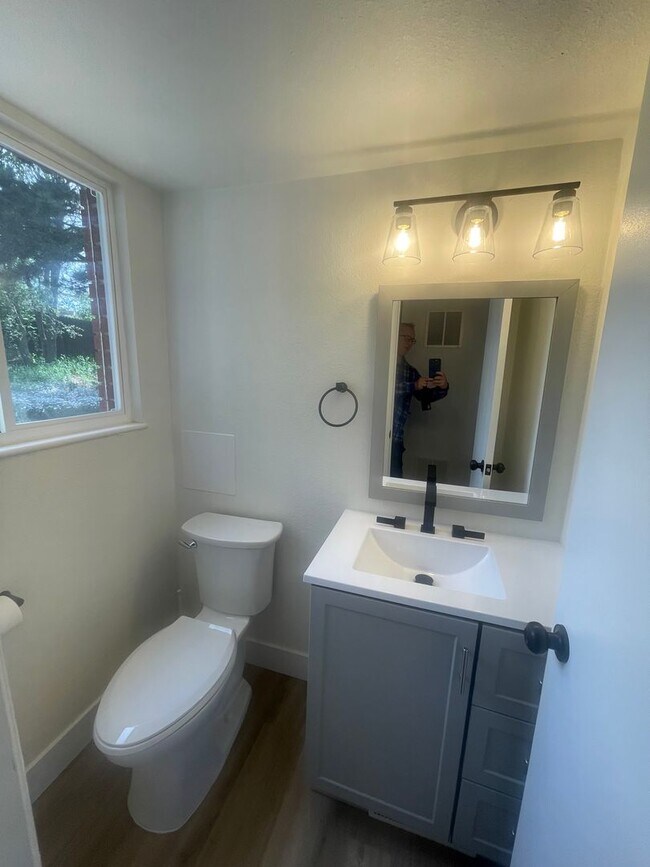 Building Photo - 6733 Galley Rd