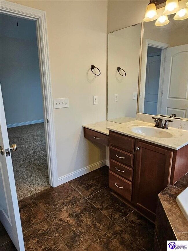 Building Photo - 112 Affirmed Ct