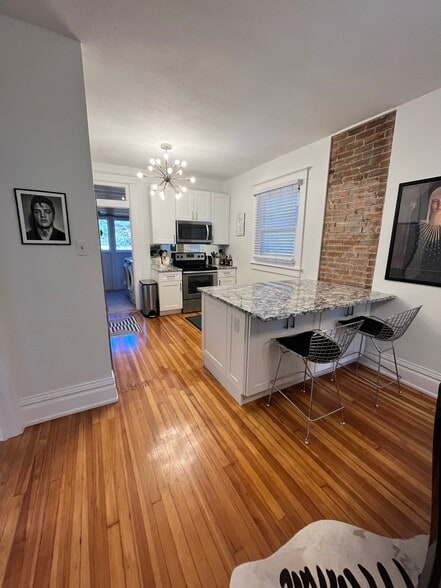 Building Photo - 2841 W 28th Ave