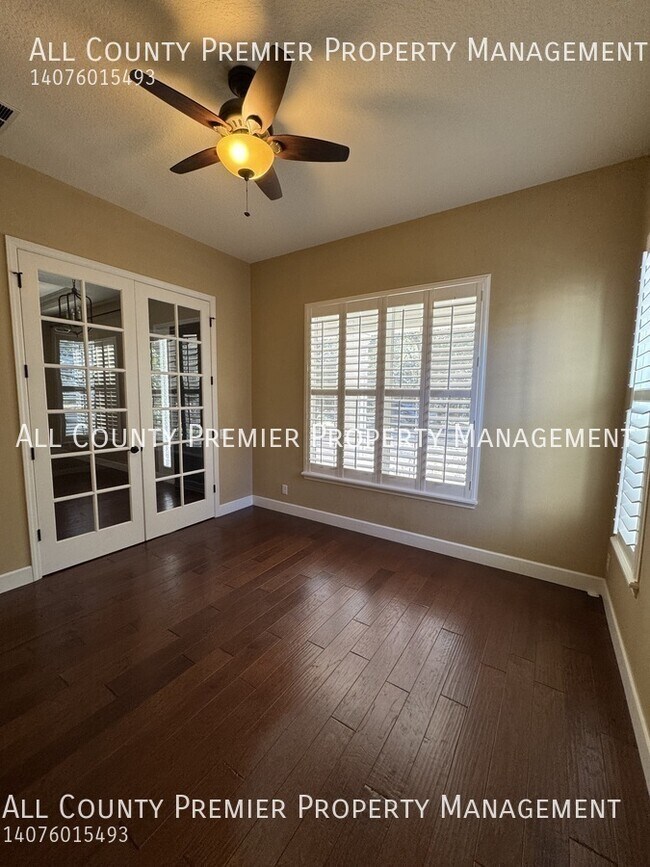Building Photo - 203 Spalding Way