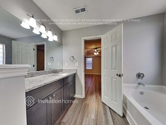 Building Photo - 3021 Robin Terry Ct