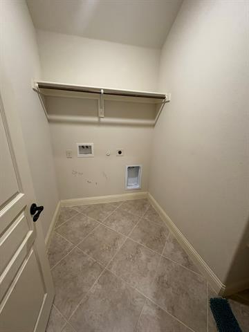 Building Photo - 520 Stillwater Dr