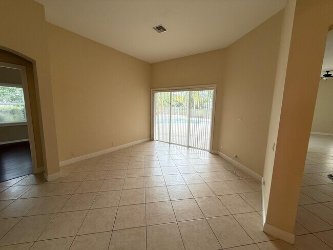 Building Photo - 11238 Manderly Ln