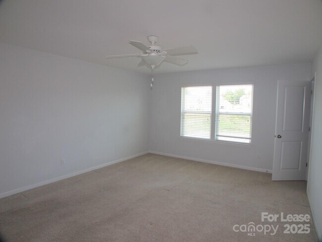 Building Photo - 2212 Atwell Glen Ln