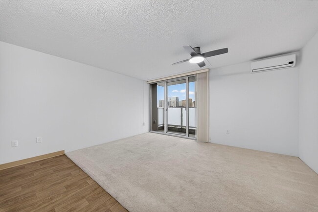 Building Photo - 801 South St