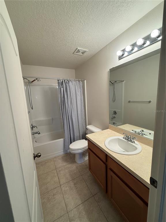 Building Photo - 5032 White Sanderling Ct