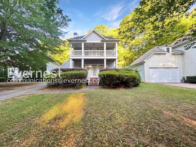 Building Photo - 309 Pickfair Way SW