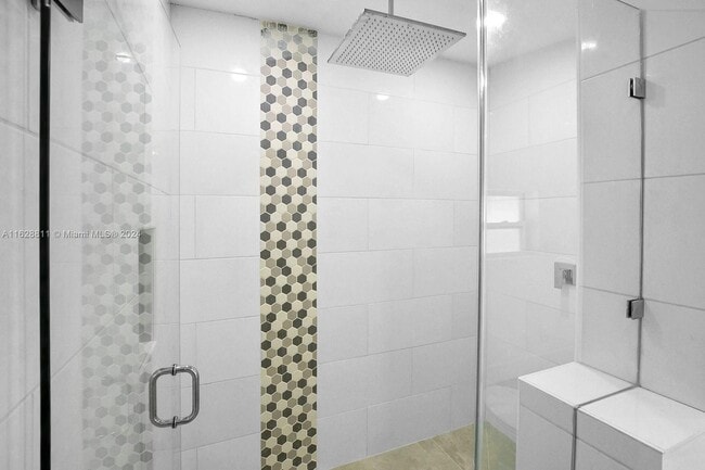 Building Photo - 1612 NE 16th Ave