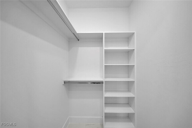 Building Photo - 1201 SW 8th Pl