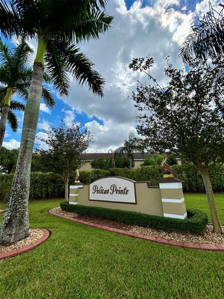 Building Photo - 711 SW 122nd Ave