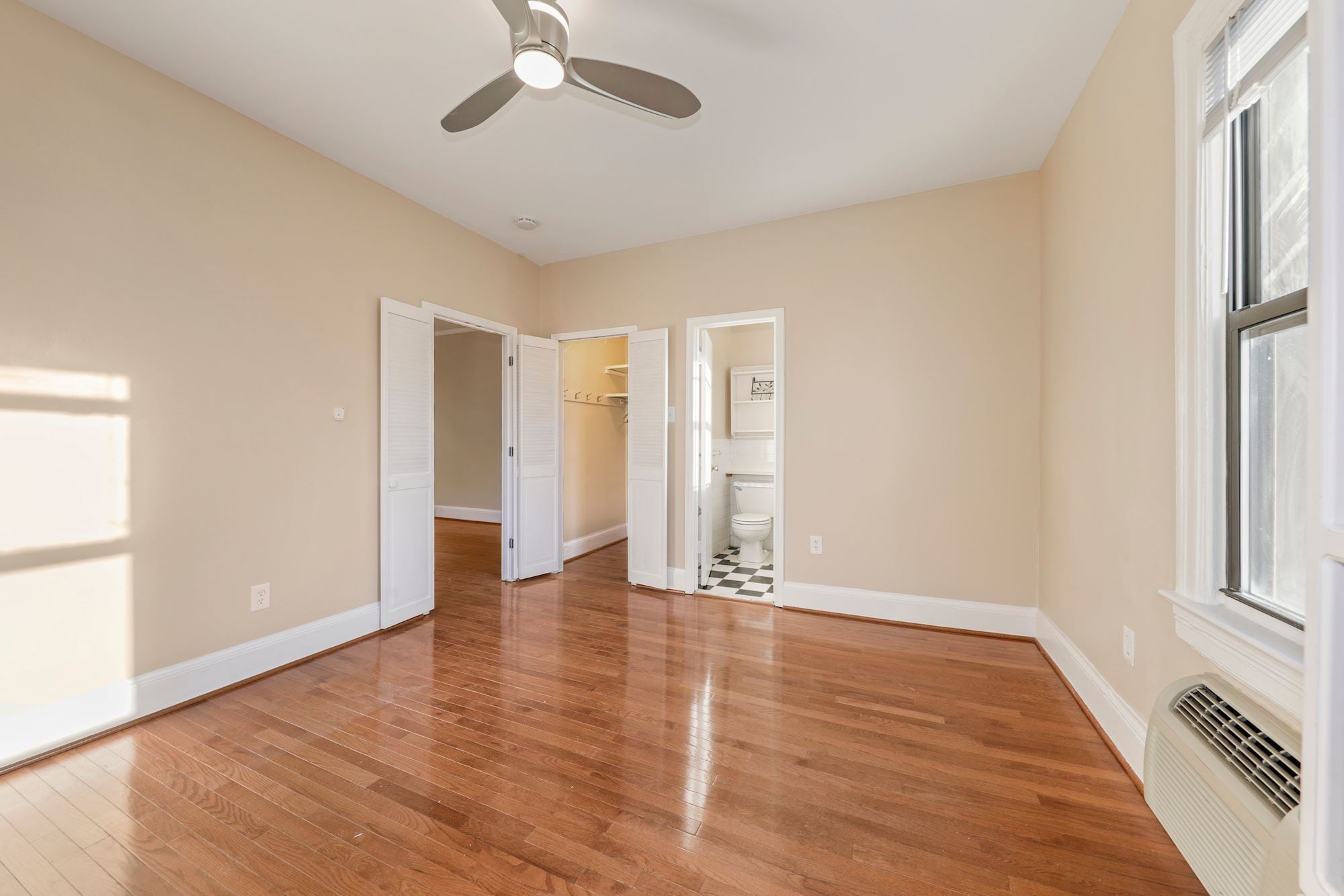 Large Bedroom - 3616 Connecticut Ave NW