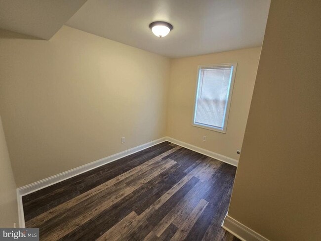 Building Photo - 915 MacDade Blvd