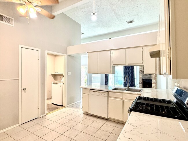 Building Photo - 12215 Westlock Dr