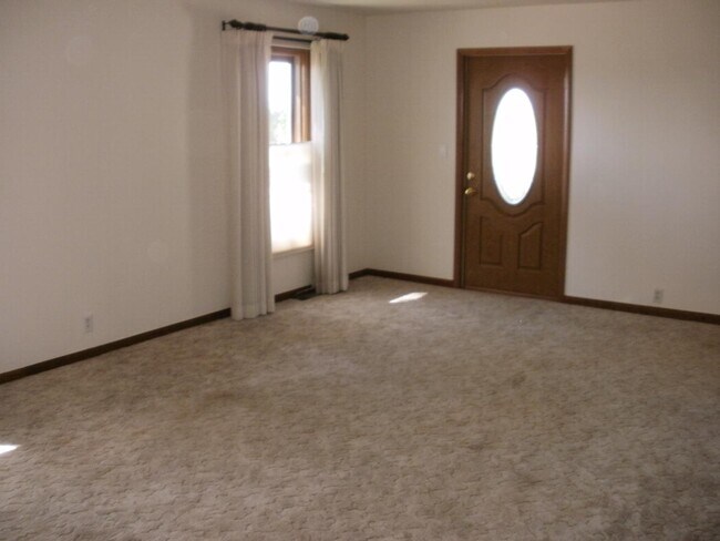 Building Photo - 9826 CO-66