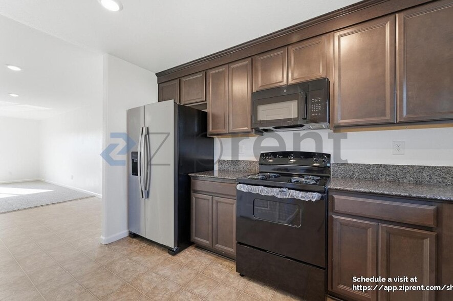 Building Photo - 756 Marcelina Ct