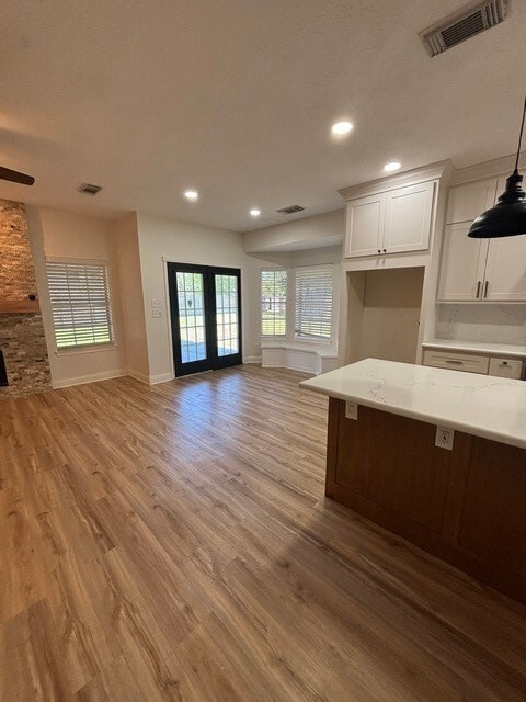 Building Photo - 1811 Emerald Lake Ct