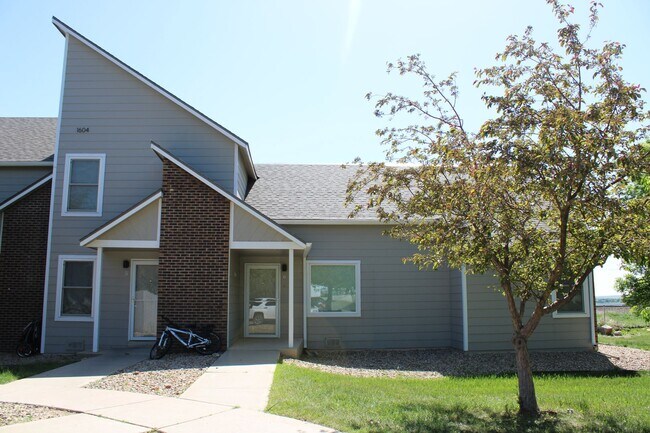 Primary Photo - 1604 N 4th St