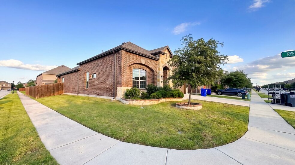 Building Photo - 3709 Tunstall Dr