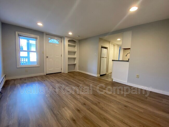 Building Photo - 66 Lyman St
