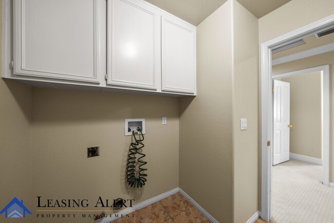 Building Photo - 28626 Cedar Canyon Ct