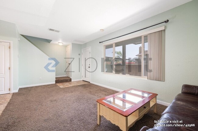 Building Photo - 221 Westlake Dr
