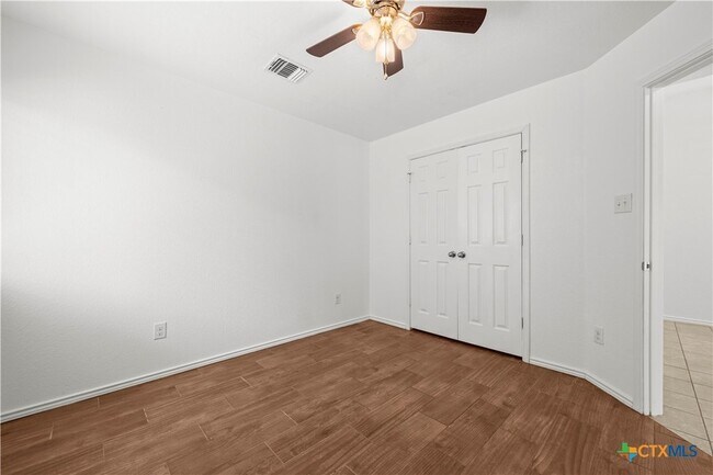 Building Photo - 6709 Mustang Creek Rd