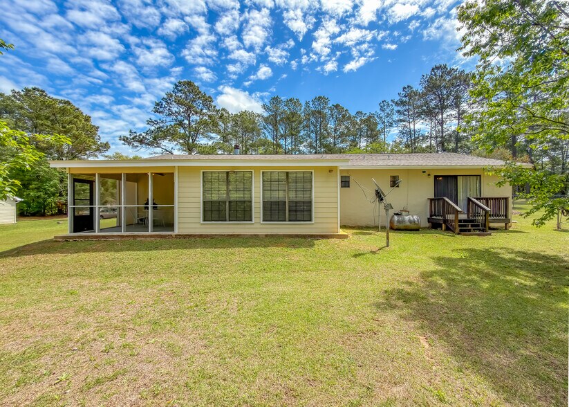 Building Photo - 8514 Raquel Ln