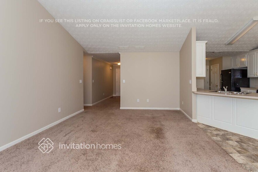 Building Photo - 155 Crooked Creek Dr
