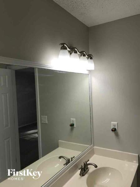 Building Photo - 4203 Salisbury Ct NW