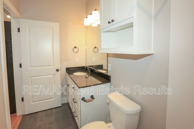 Building Photo - 10 Latheron Pl