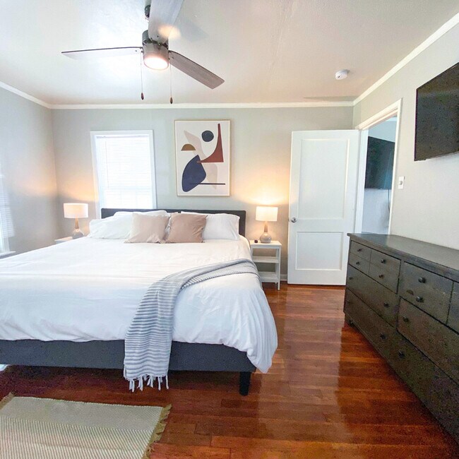 Building Photo - 1538 S 19th St