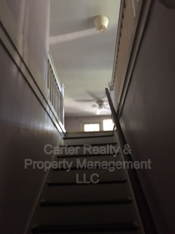 Building Photo - 3707 Whitland Ave