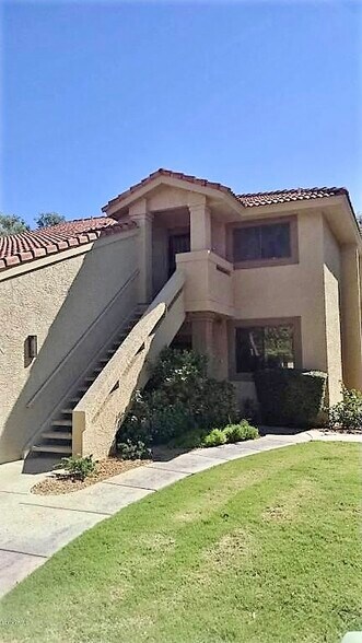 Front View of Condo - 11515 N 91st St