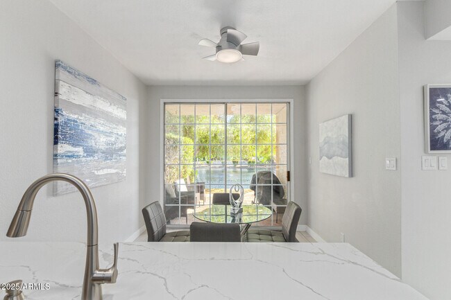 Building Photo - 1413 W Coral Reef Dr