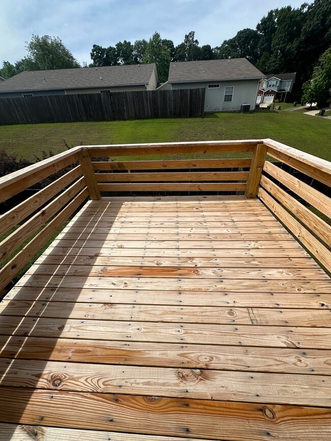 Building Photo - 206 Foxchase Ln
