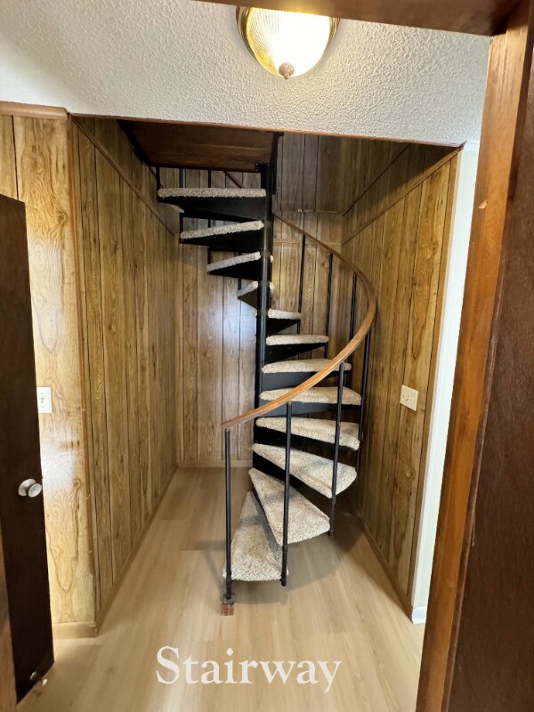 Building Photo - 200 Chestnut St