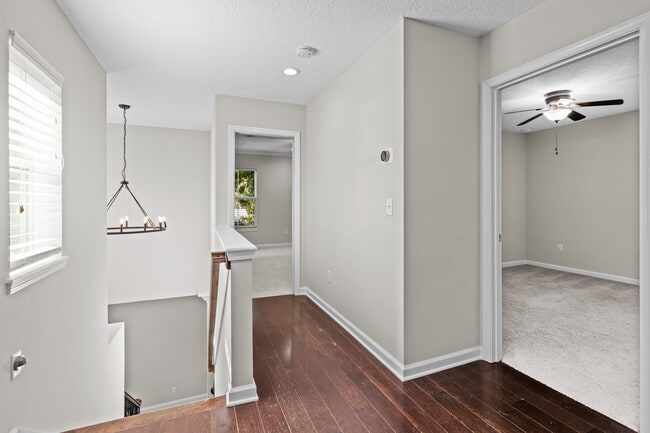 Building Photo - 4187 Quail Dr