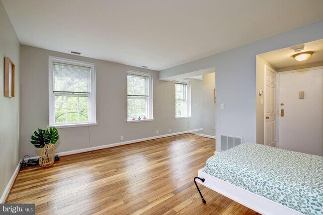 Building Photo - 3420 38th St NW