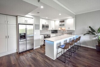 Building Photo - 130 26th St NW