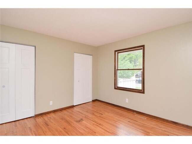 Building Photo - 11420 Terrace Rd NE