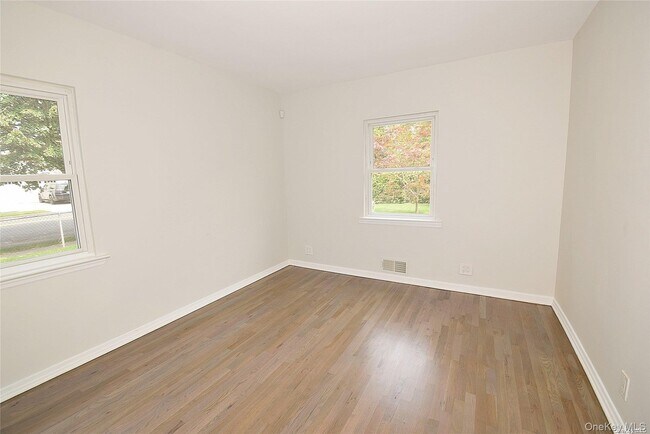 Building Photo - 75-03 197th St