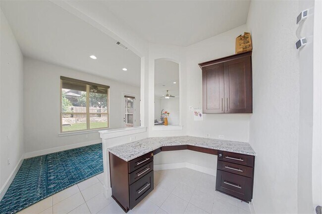 Building Photo - 9113 Finley Mae Way