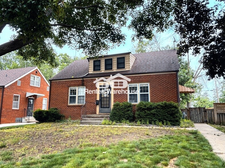 Primary Photo - 1601 56th St