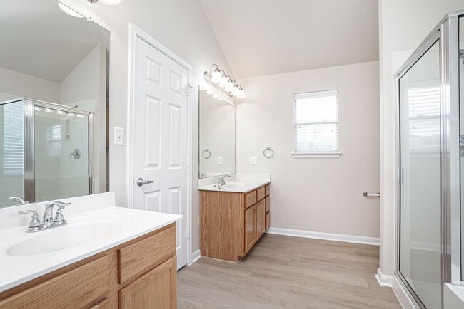 Building Photo - 3912 Whisper Fld