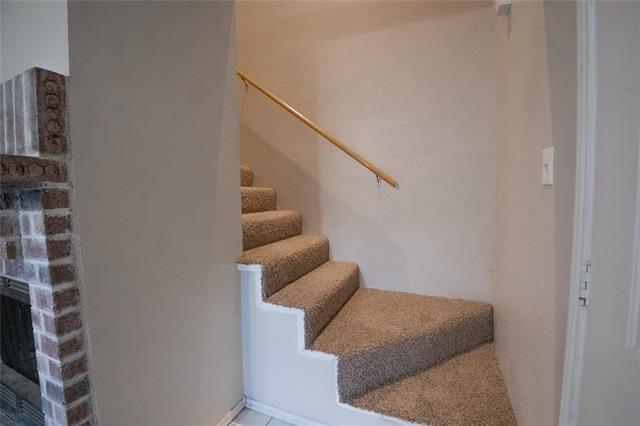 Building Photo - 675 Harbor Dr N