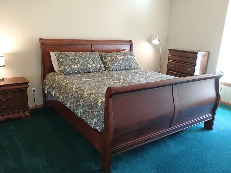 Building Photo - 23684 Pondview Plz