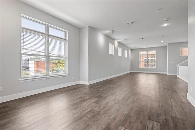Building Photo - 4412 McKinney Ave
