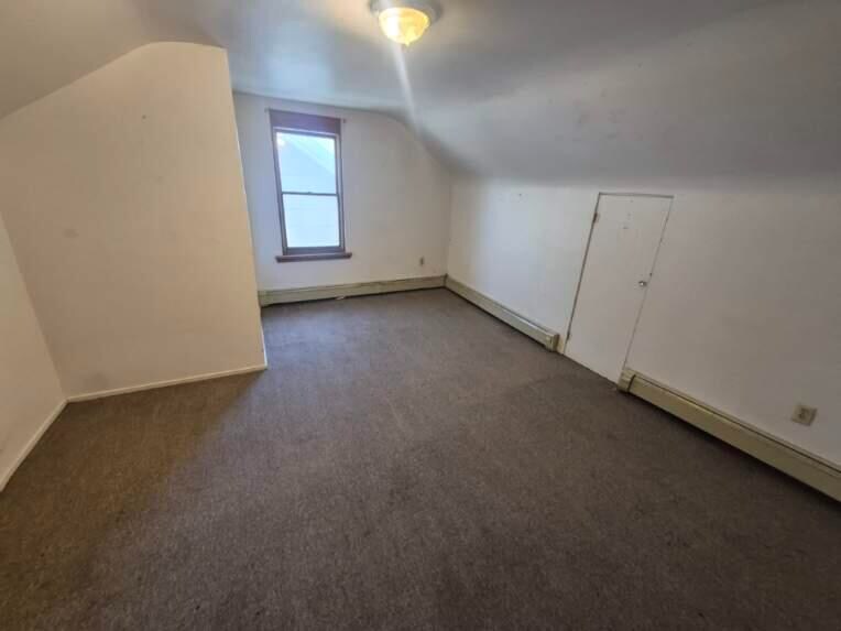 Building Photo - 1216 13th Ave