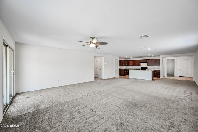 Building Photo - 25568 W Euclid Ave